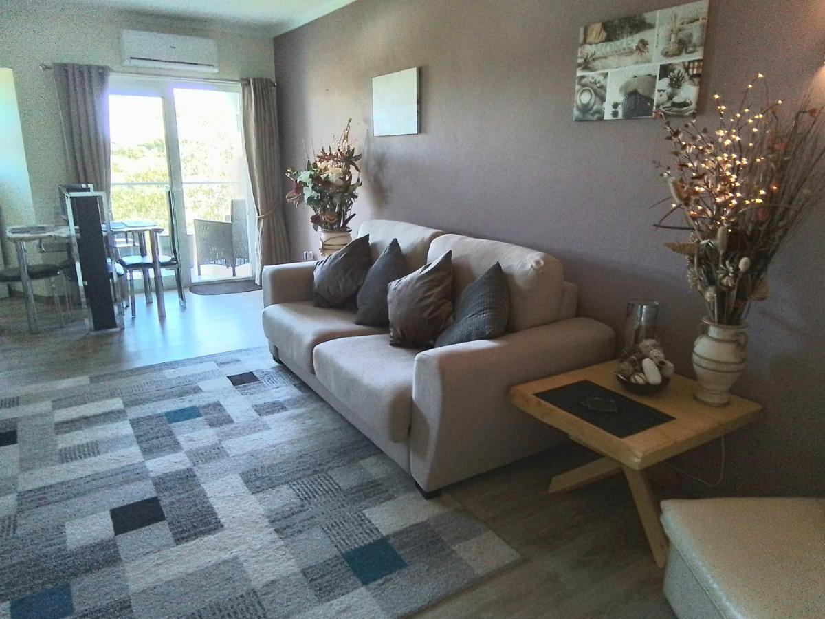 Mountain View Apartment อัลวอร์ ภายนอก รูปภาพ