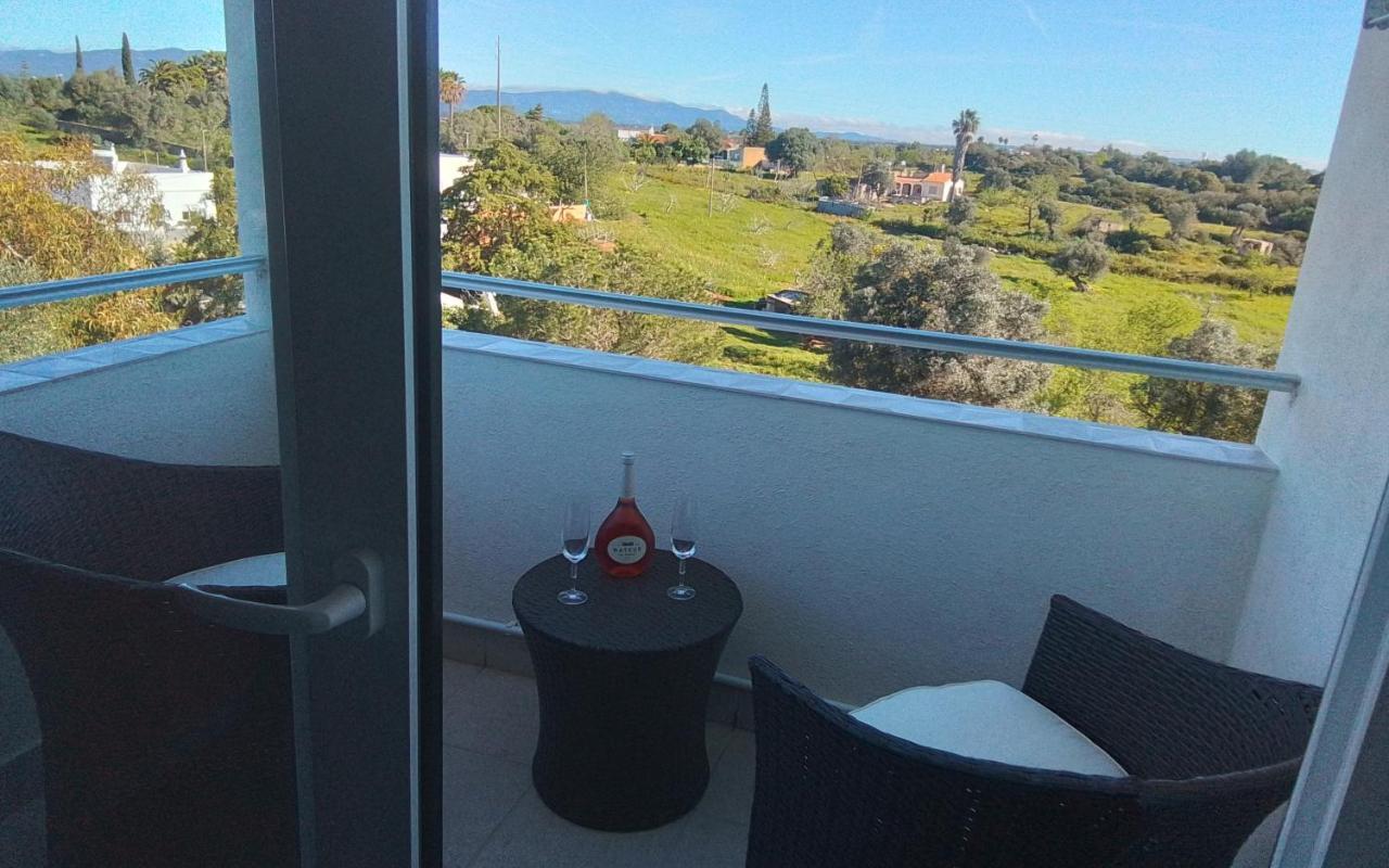 Mountain View Apartment อัลวอร์ ภายนอก รูปภาพ