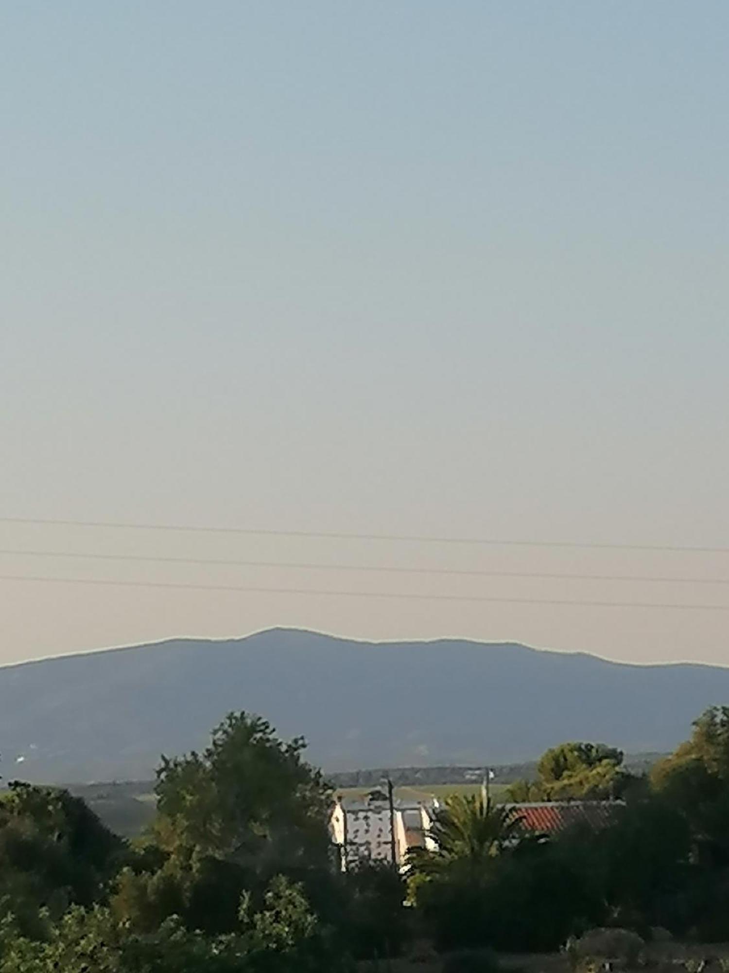 Mountain View Apartment อัลวอร์ ภายนอก รูปภาพ